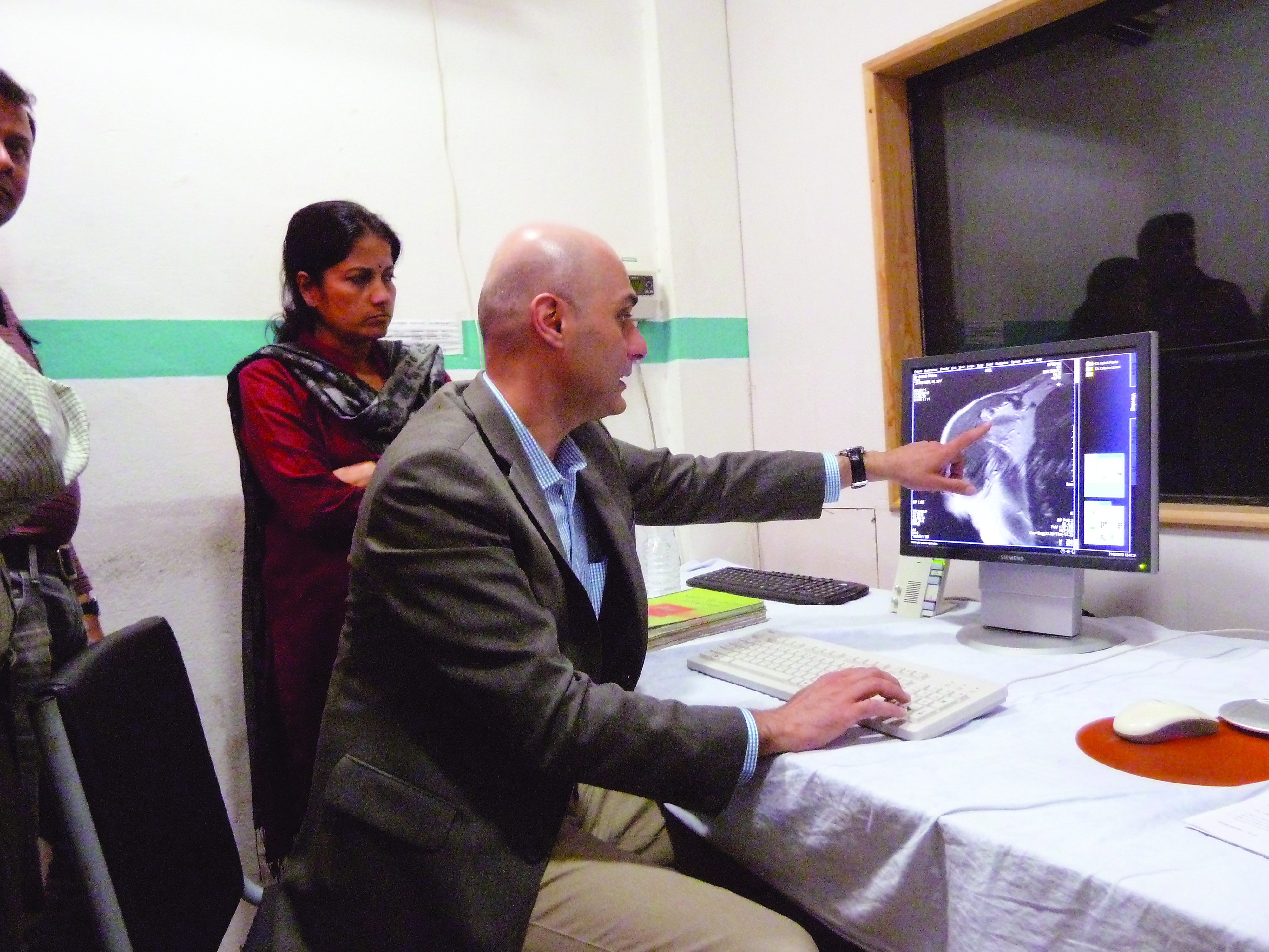 IVP Nepal Roberts, Motamedi with docs